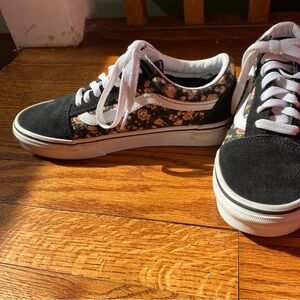 Vans Old Skool Sneaker in Vintage Rose with Black Suede, White Stripe Size 6.5